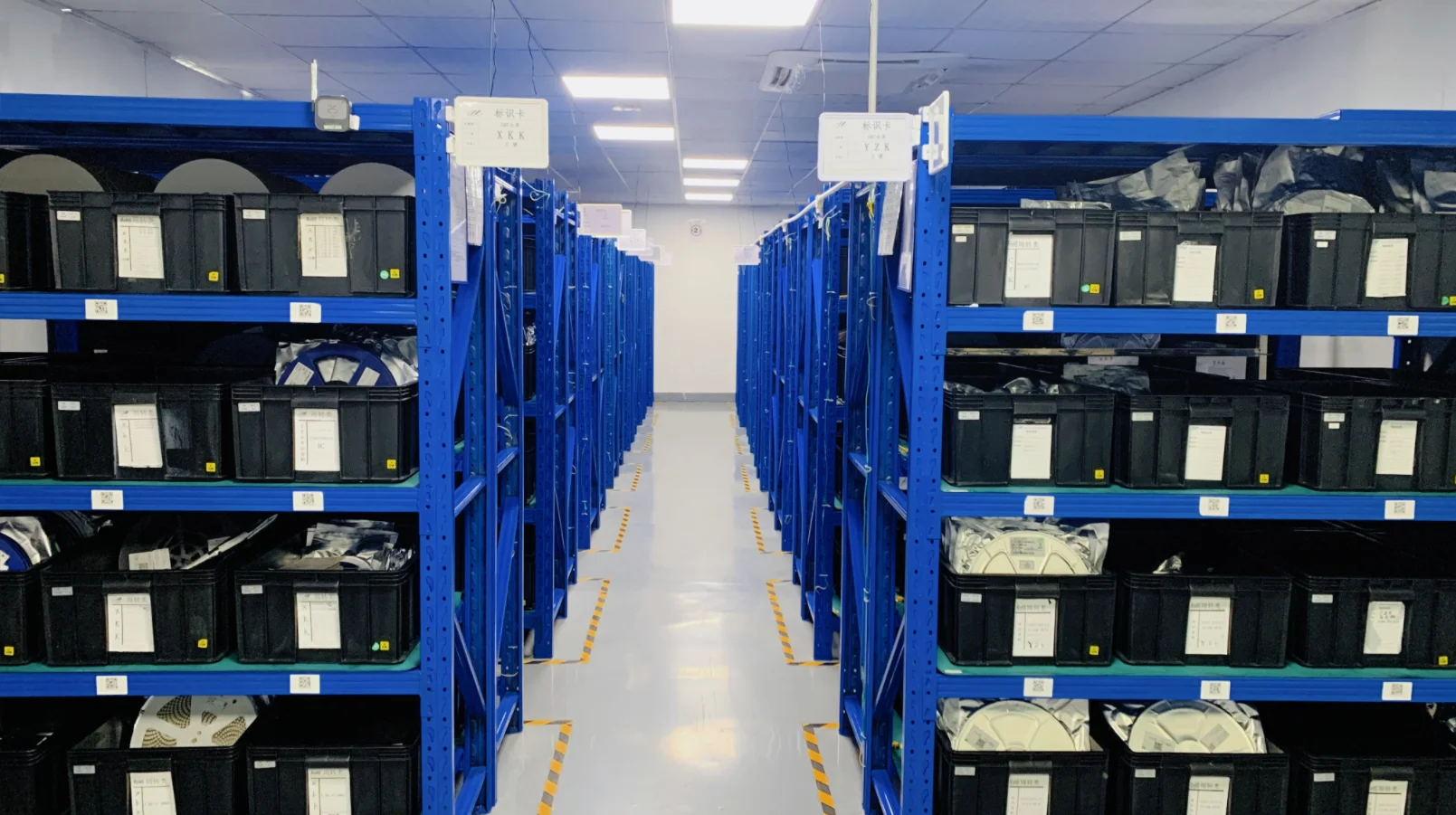 High Quality CJ34000 N Channel P-Channel SOT-23 SMD Mosfet Transistor Wholesale Electronic Component ICs from China