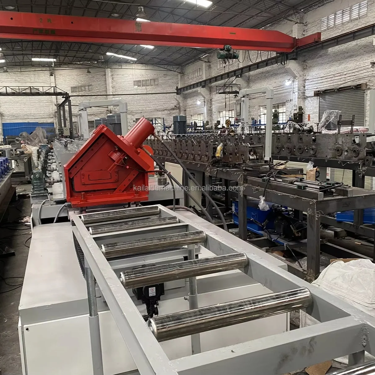 Складская стойка вертикальная коробка машина для формования балок производства полок