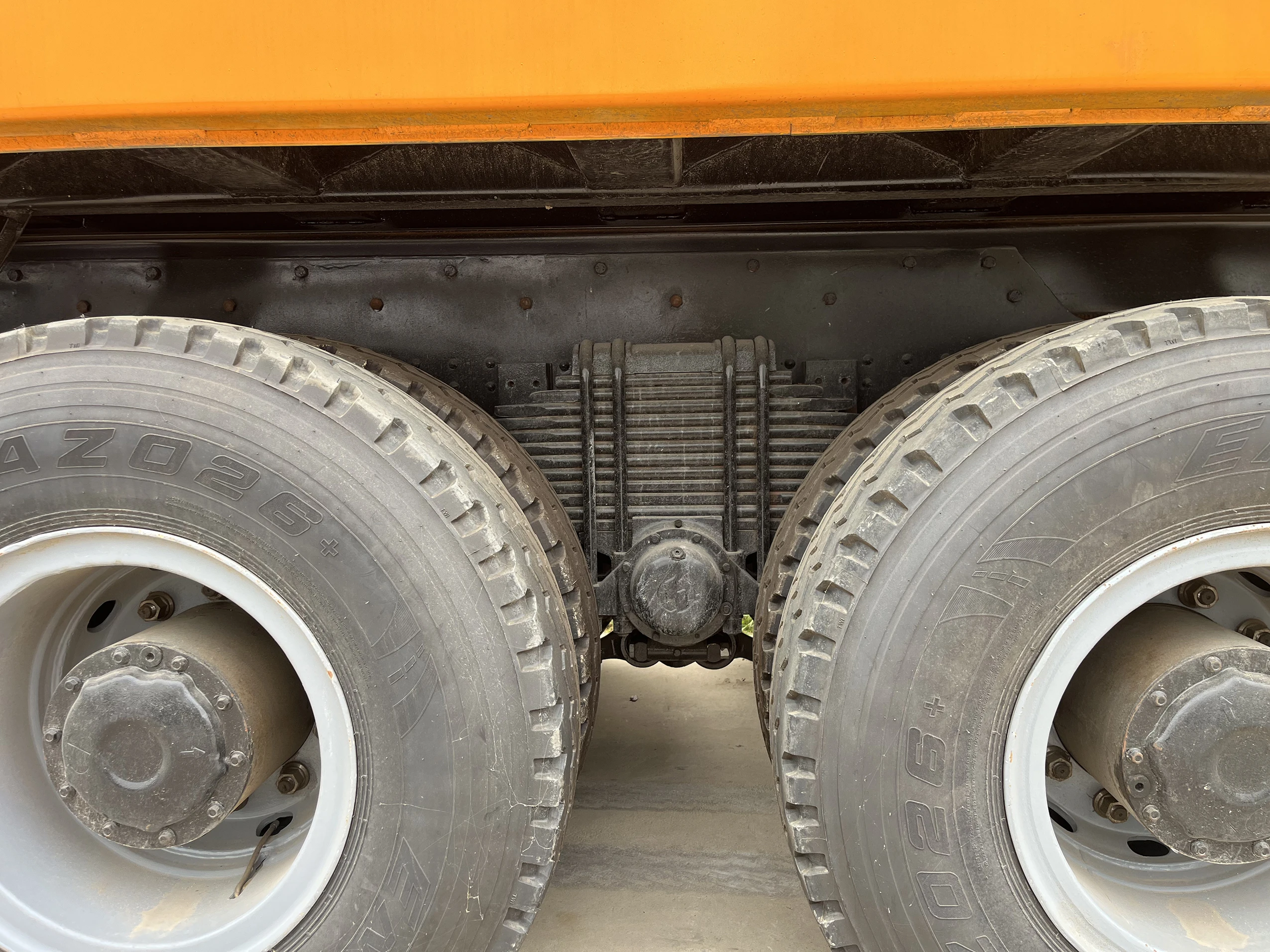 Hot Selling heavy dutySHACMAN F3000 50 Ton 12 Wheeler Tipper Truck 8x4 Back Dumper 460HP 8*4 Dump Truck