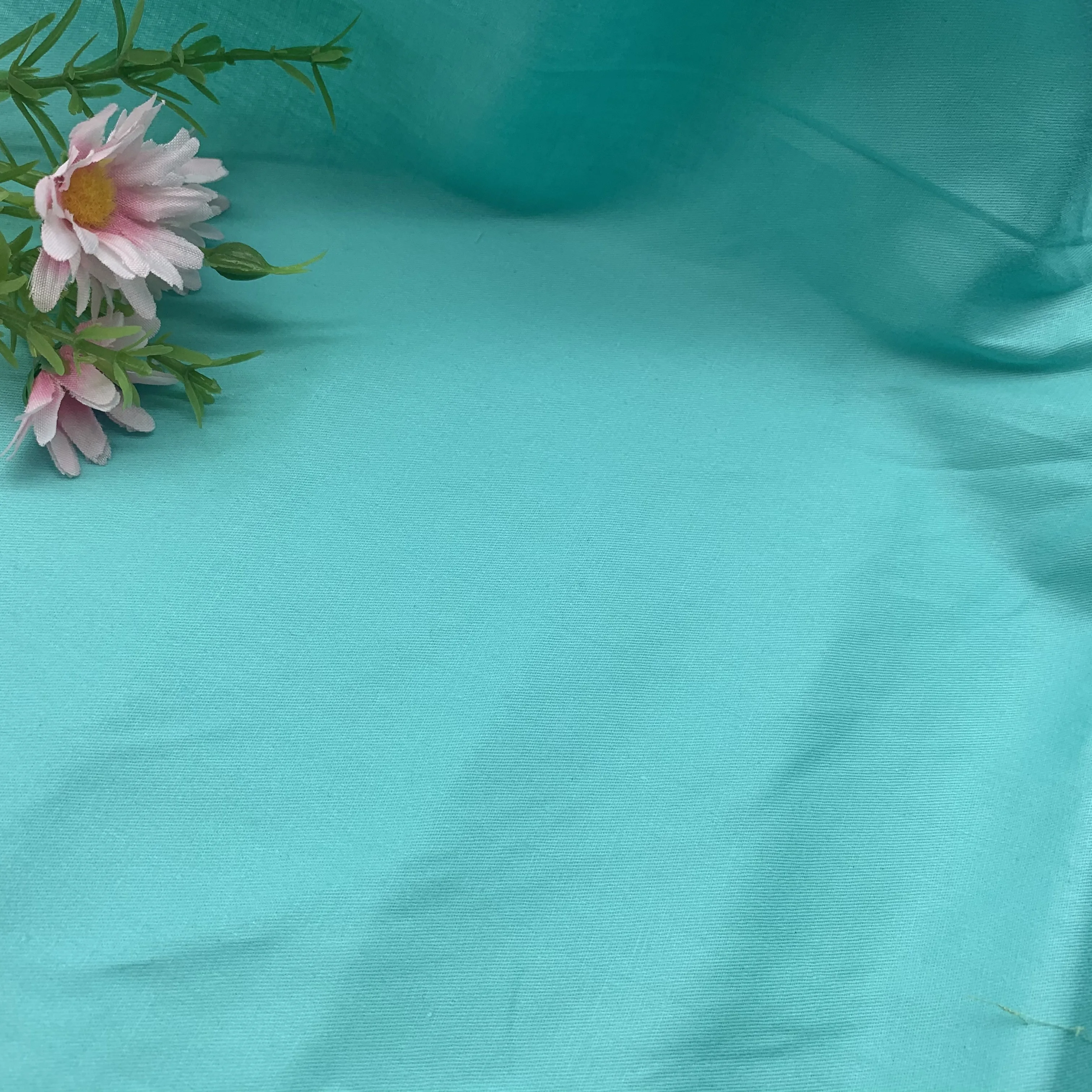 Hot sale quality 100% dyed cotton plain fabric online for bedsheet  cotton solid colour  cardigan and women dress