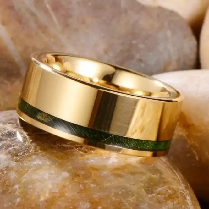 Оптовая цена 14K 18k позолоченное кольцо из карбида вольфрама инкрустация зеленое дерево для мужчин ювелирные изделия на палец