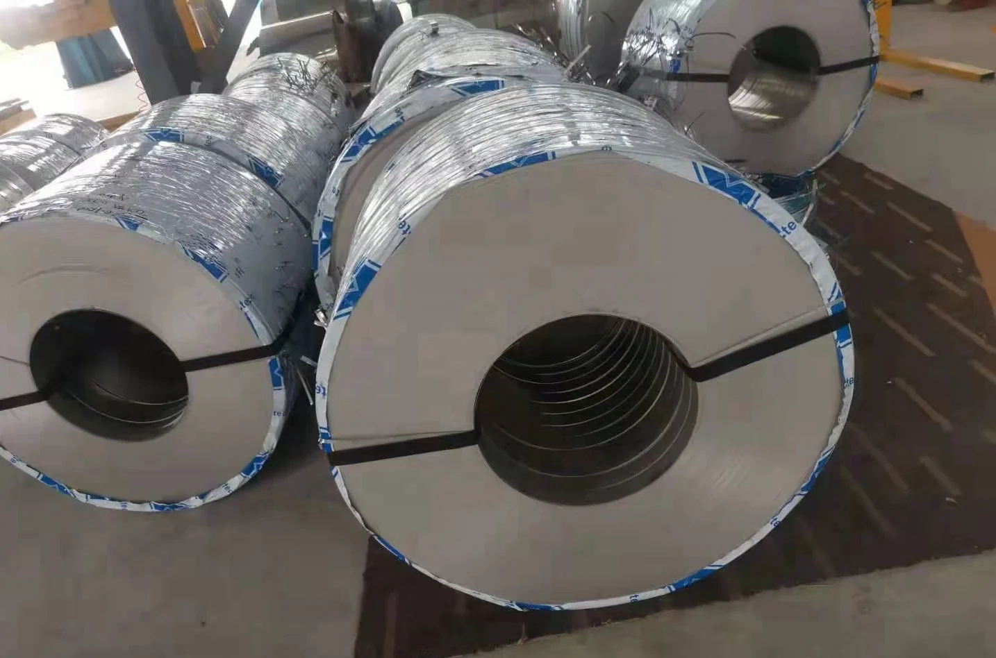 Factory price stainless steel strip Cold Rolled Stainless Steel Strip D30-D1.24M Stainless Steel Strip