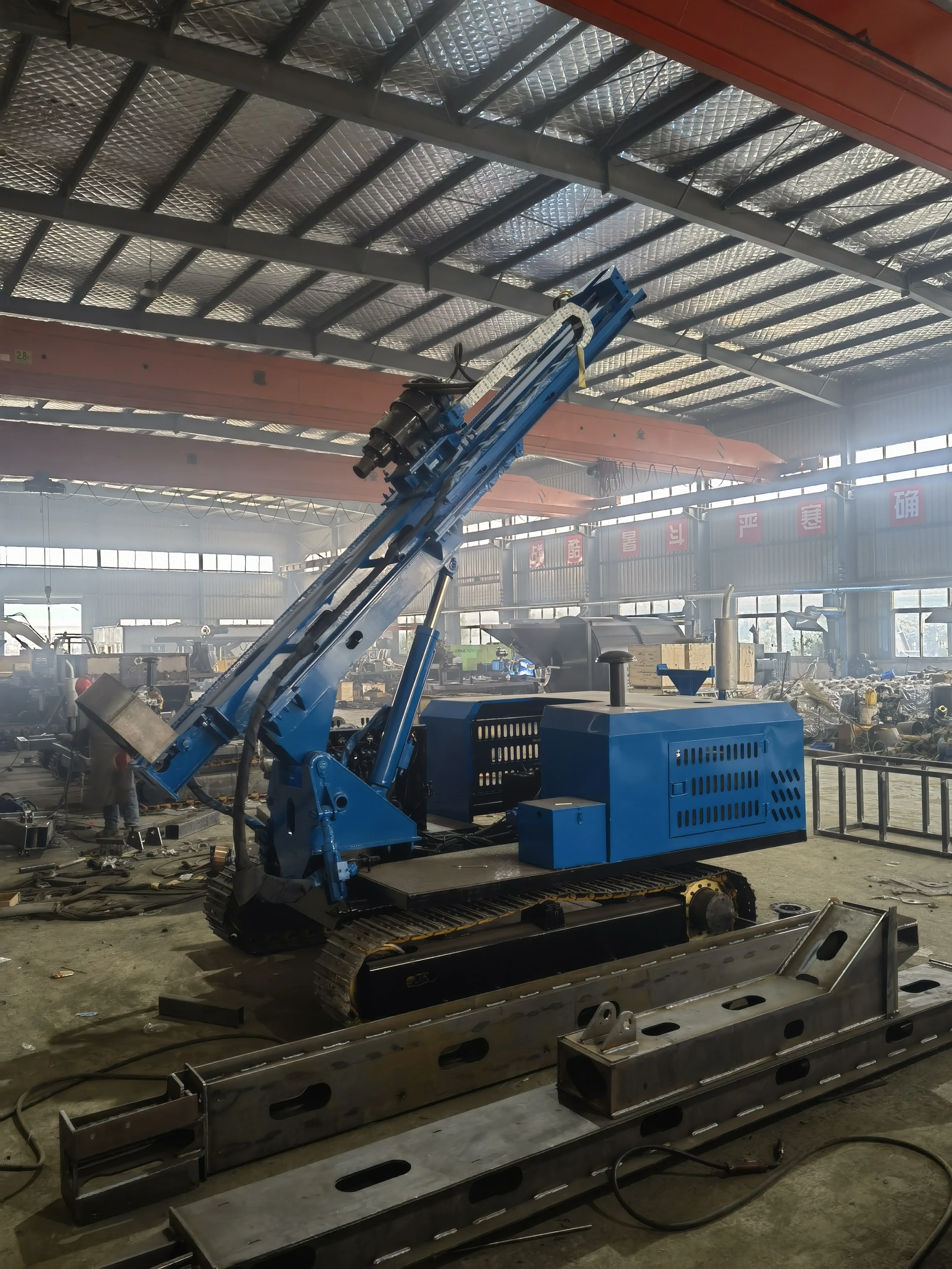 Efficient Solar Panel Plant Pile Ramming Machine with Hydraulic Press