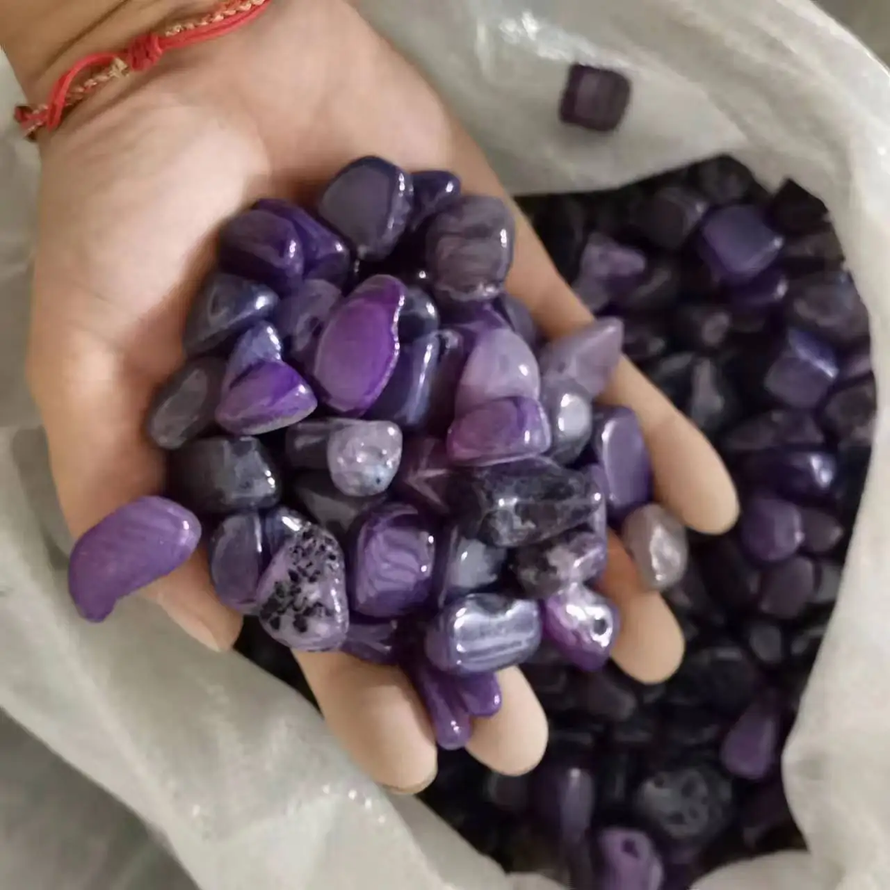 Selling high quality natural polished fantasy amethyst gravel fragments purple crystal Rolling Stone home decor