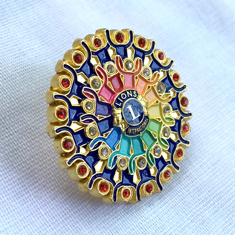 Custom made lions club gold plated soft enamel metal lapel pin