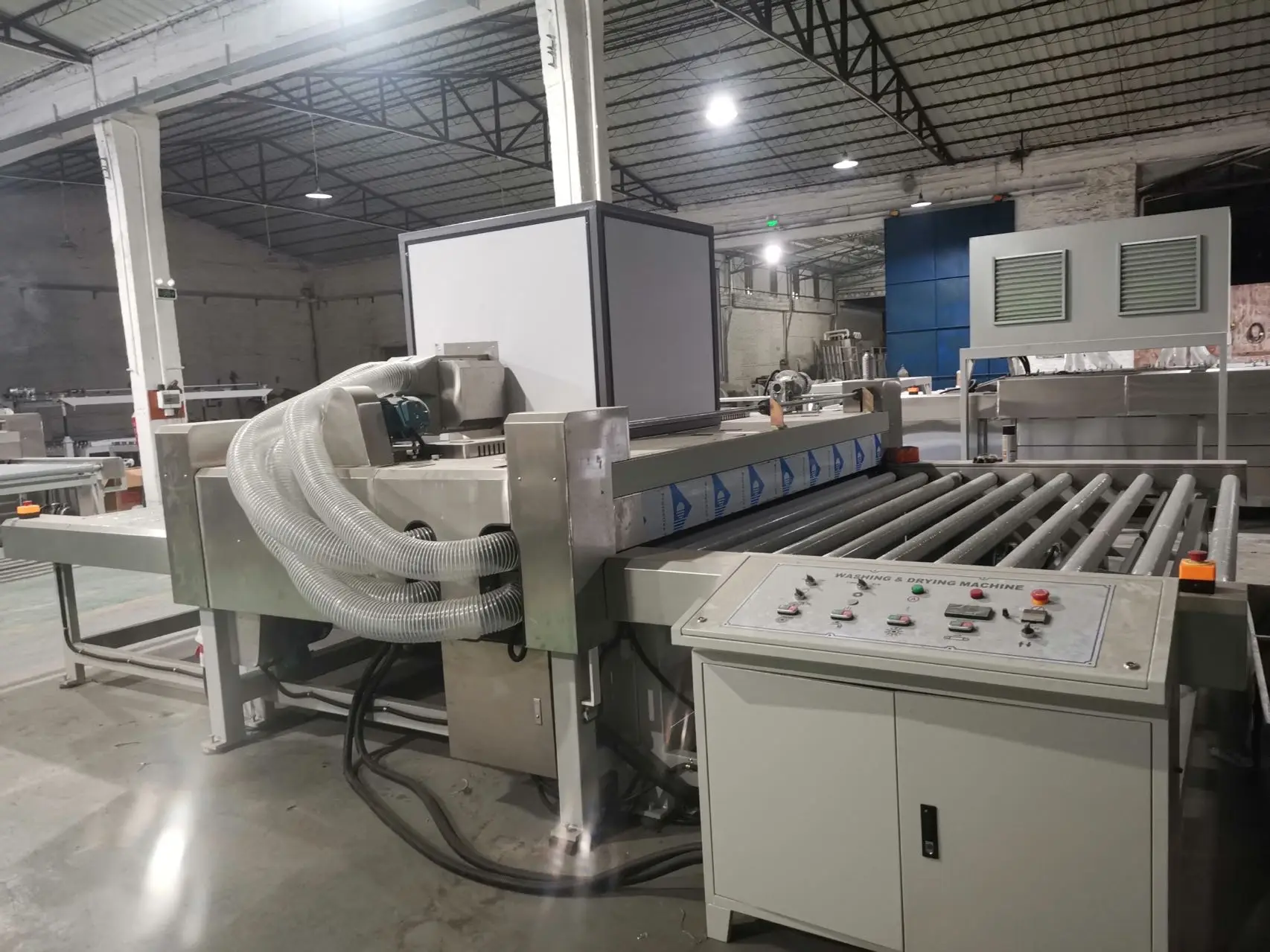 New Horizontal Glass Washing Machine Equipment with Core PLC & Motor Components for Construction & Manufacturing Industries