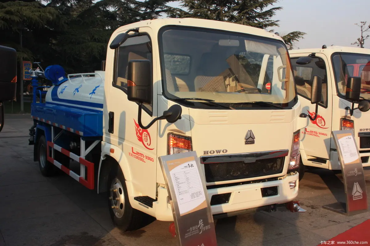Sinotruk Howo 4*2 Small Water Tank Truck