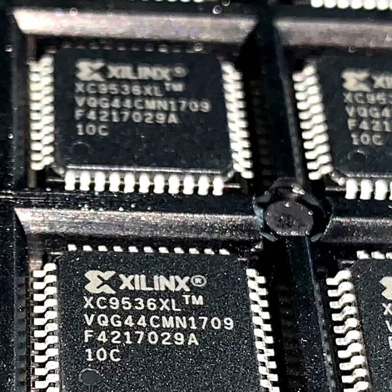 XC5VSX95T XC5VSX95T-1FFG1136C IC FPGA 640 I/O 1136FCBGA Embedded Field Programmable Gate Array