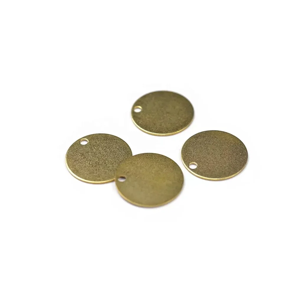 Металлическая гравировка на заказ волоконно-лазерная заготовка круглая подвеска Полировочная латунная штамповочная для визитной