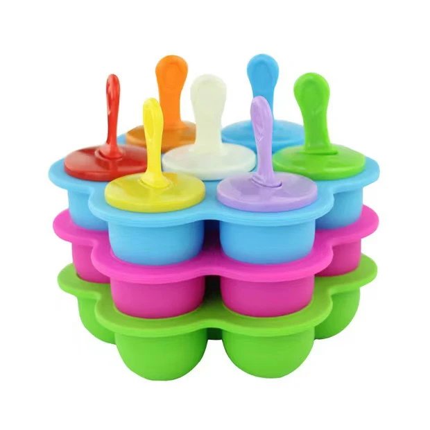 Bpa free food grade Silicone Round Divided Baby Food and Snack Storage Set Ice Cube mould with stick