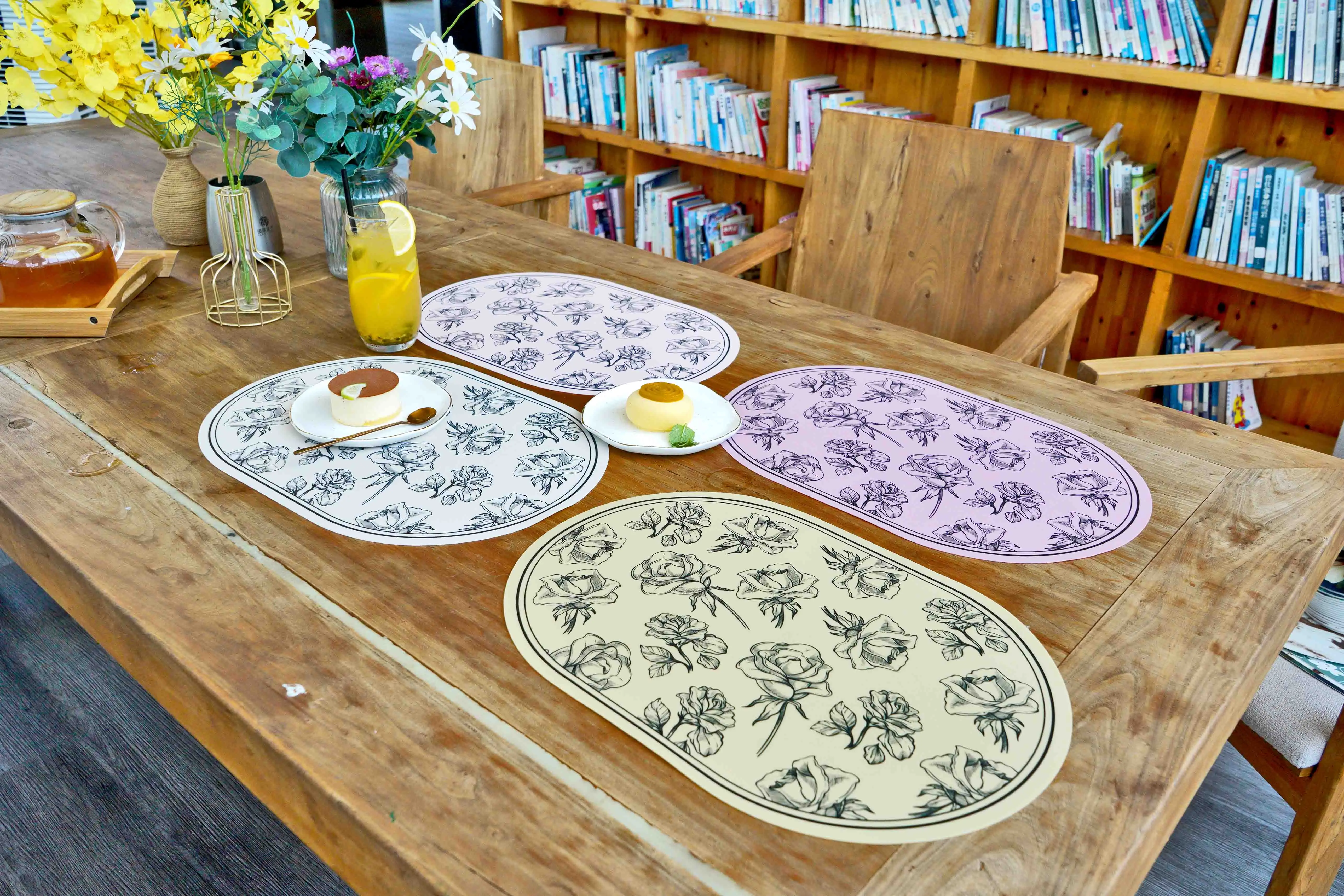 New Arrival Customized Logo Design Pattern  Waterproof  Silicone Table Place  Mat