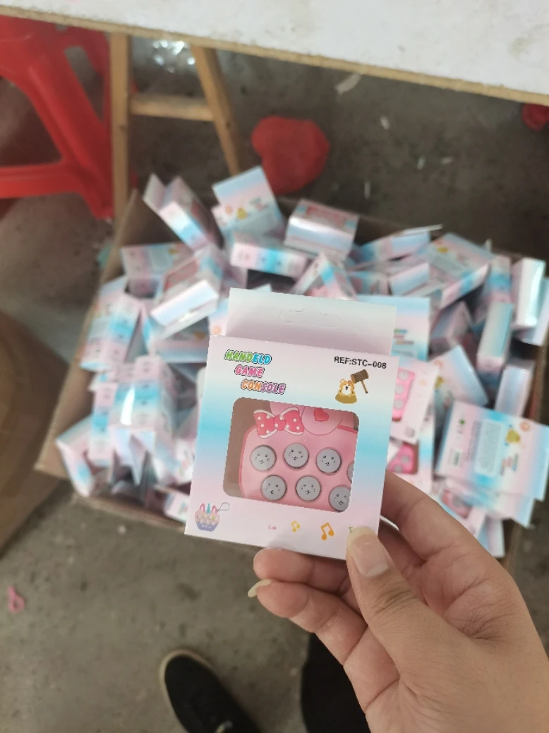 Handle game console Cartoon KeyChain Pendant Mini quick push game whack a mole Gifts keychain Backpacks Pendant