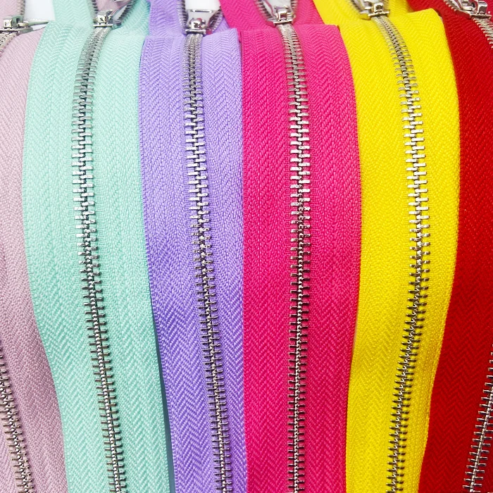 High quality 20cm 3# close end Zipper auto lock zipper for pocket zipper