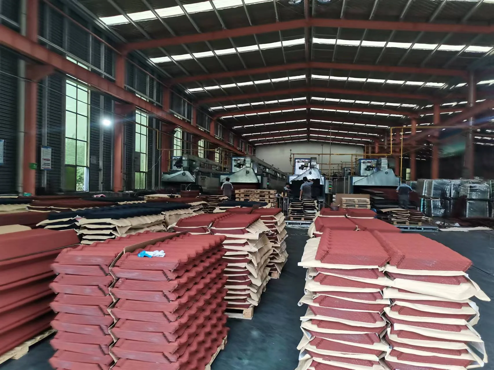 Factory direct sell  Stone coated metal roofing system Metro tile for roofing