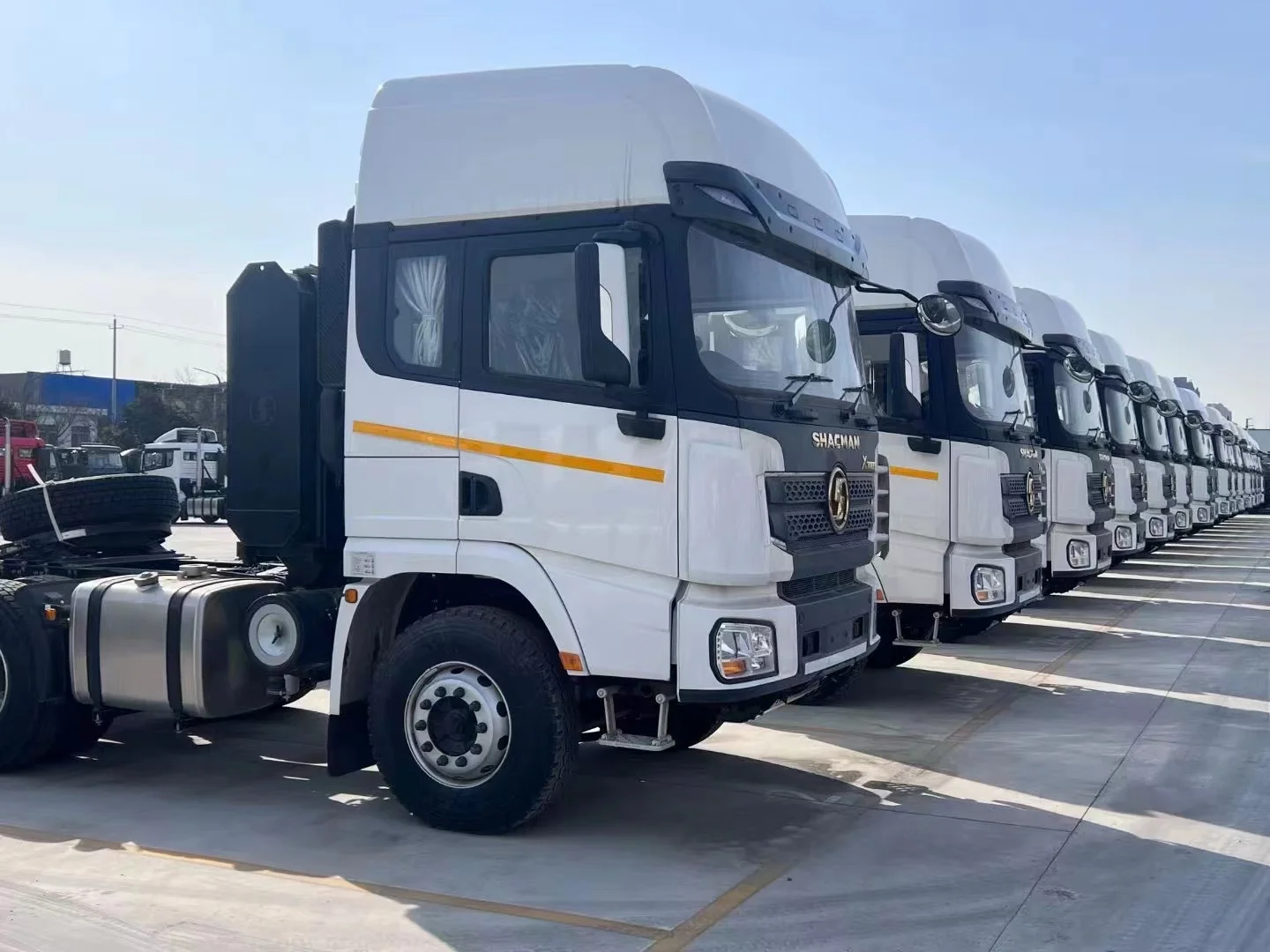 Shacman F3000 X000 380hp 6X4 Used Tractor Trucks Trade 50ton 2016 2017 Model F2000 Truck Head for Sale