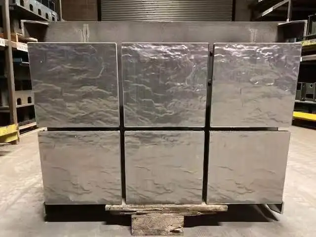 PVC pallets for loading bay and bay bricks are directly sold by Chinese manufacturers