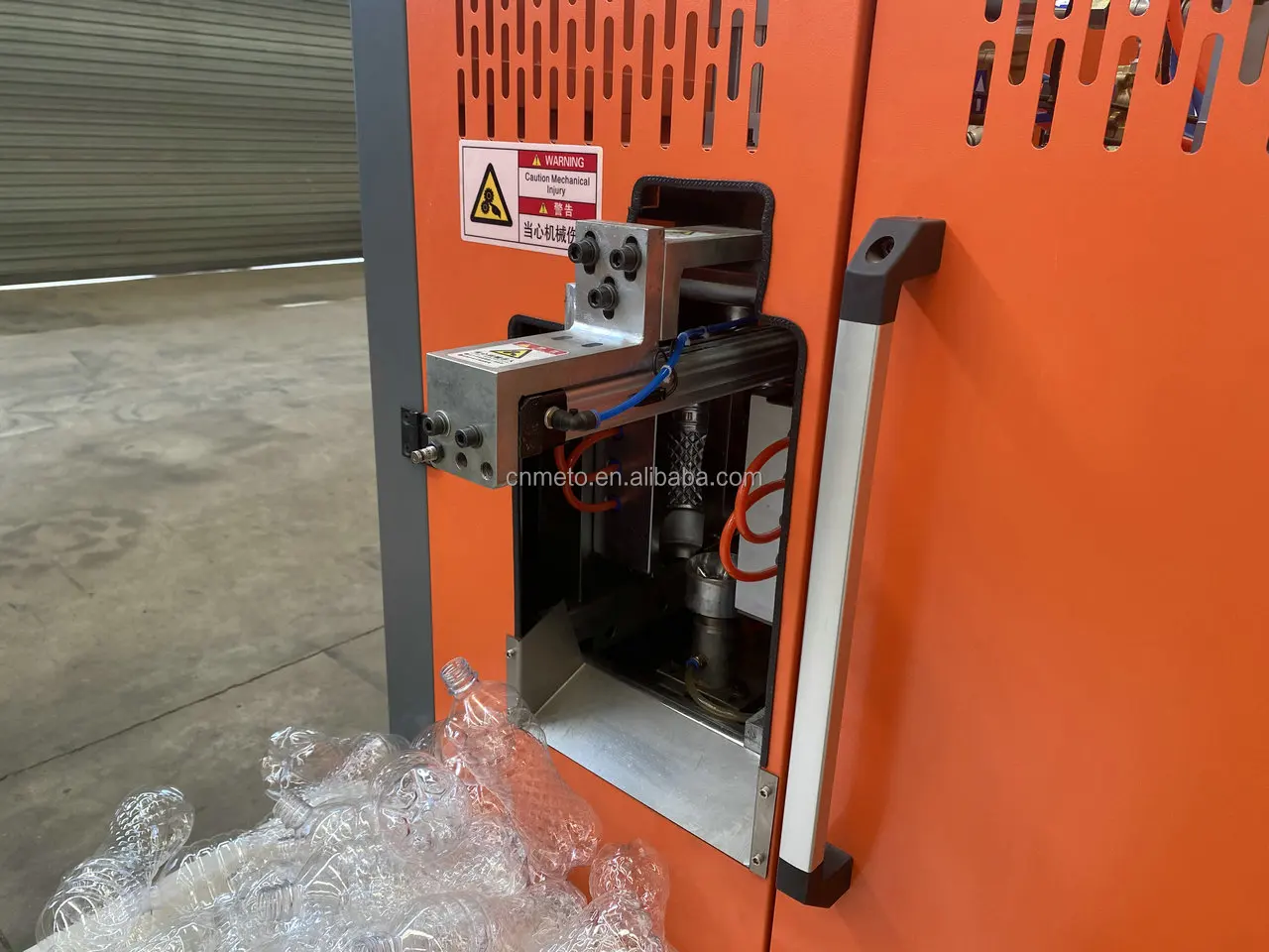 New Condition 2 Cavity Full Automatic PET Bottle Blowing Machine PET Stretch Blow Moulding Machine Pump Motor PLC Engine Bearing