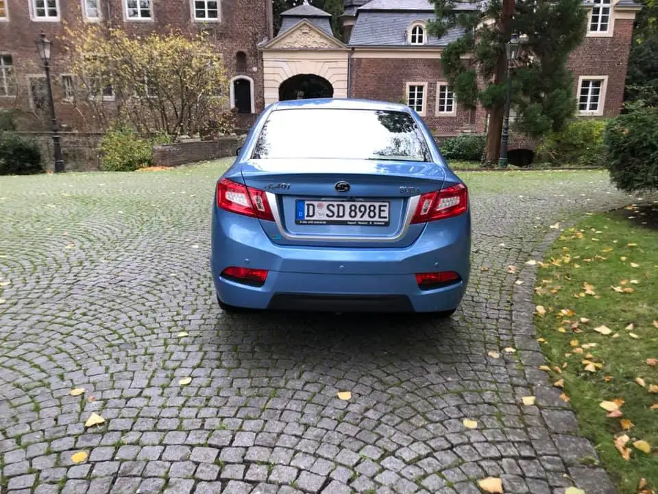 Горячая Распродажа китайский автоматический высокоскоростной Электрический автомобиль для взрослых