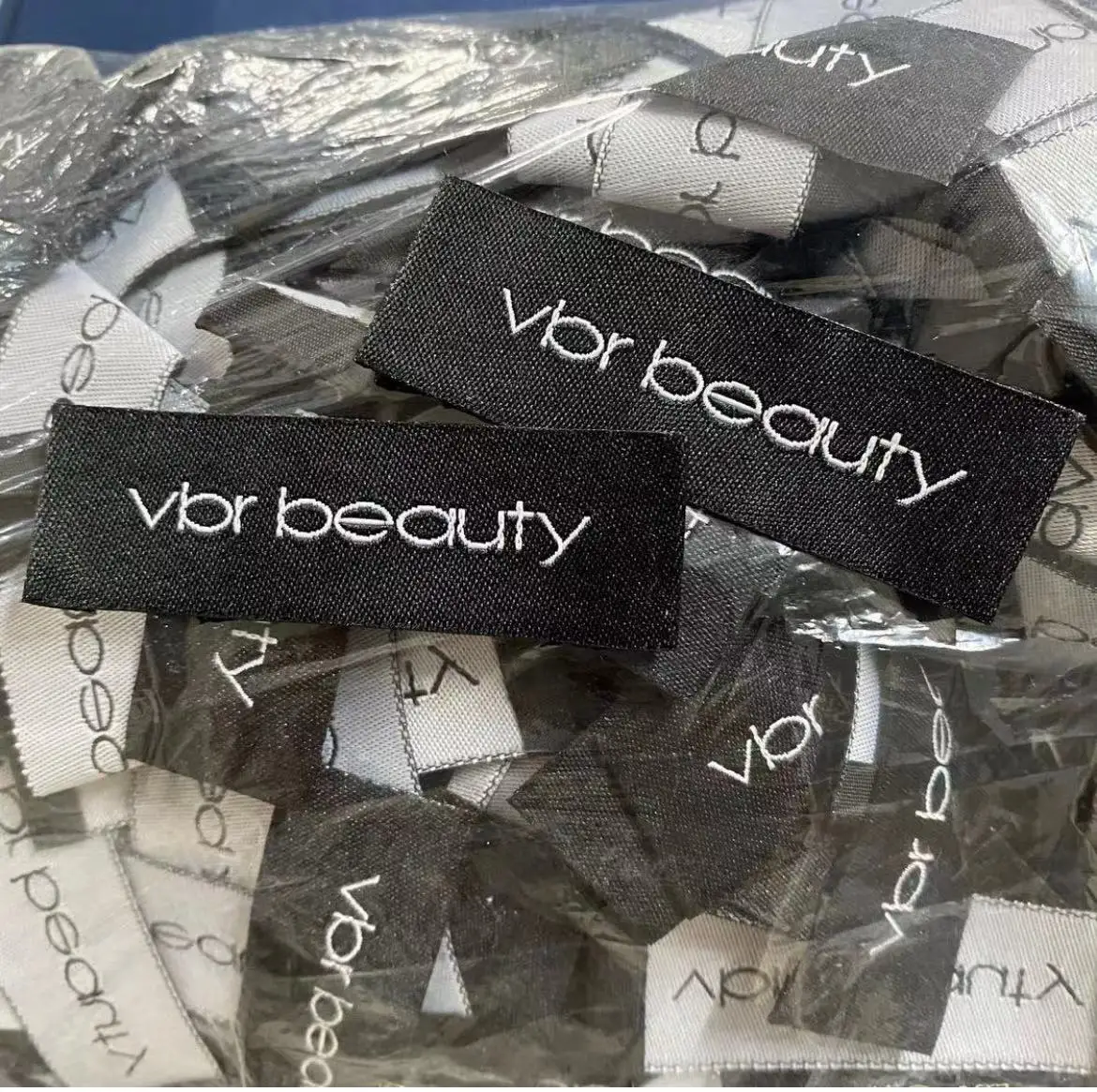 free logo Customized Wig Tag Private Design Woven Label Sewing Label For Clothing hair label wrap with logo