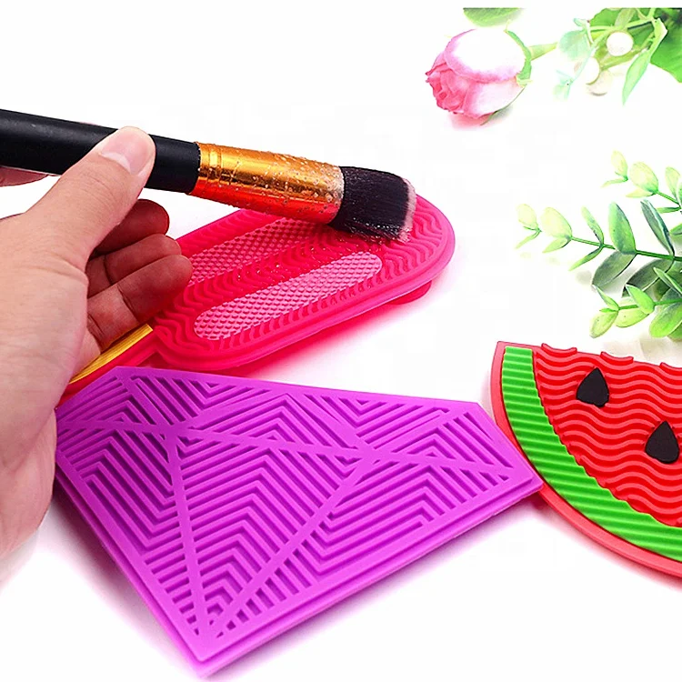 Hot Selling Portable Washing Tool Scrubber with Suction Cup,Brush Cleaner Pad, Silicone Makeup Brush Cleaning Mat