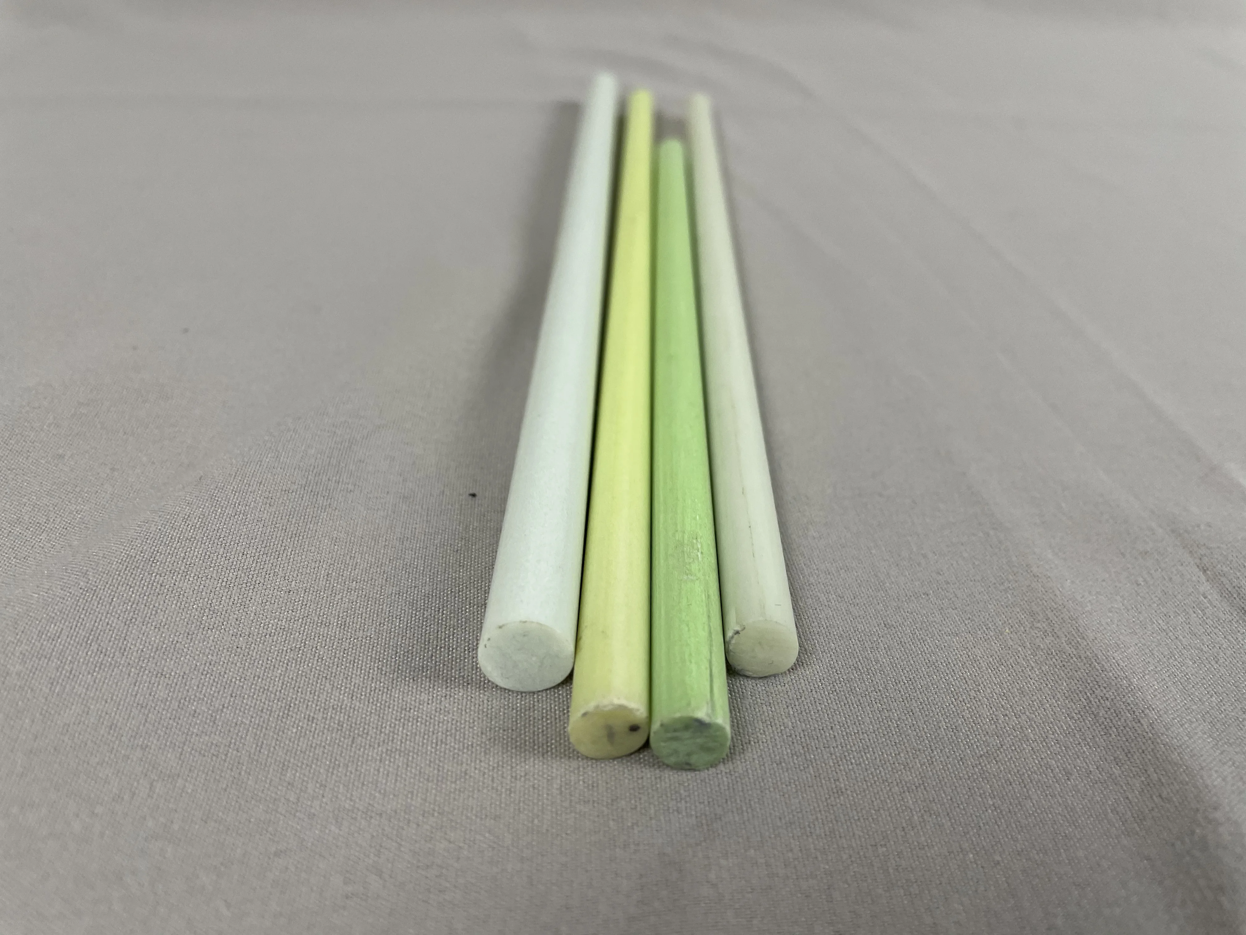 Пултрузионные круглые прочные твердые Стекловолоконные стержни FRP stick GRP