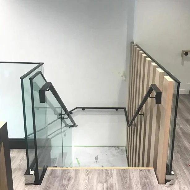 Factory Quality Customized Professional Good Price Of Indoor Metal Baluster Wood Stair Treads Modern  Steel Stair