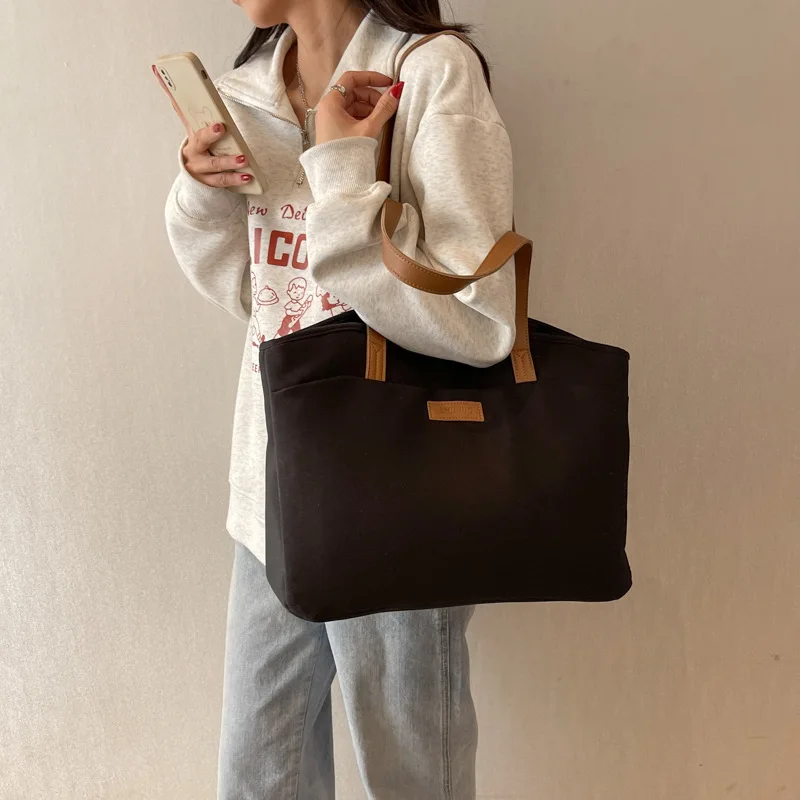 New Fashionable Custom Canvas Bag  with Zipper Office Daily Women Shoulder Custom Logo Canvas Tote Bag