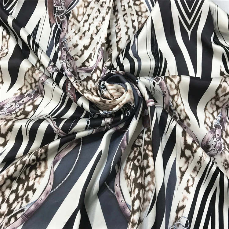 
Animal Print Leopard Fabric 100% Organic Silk 12mm Silk Satin Fabric 