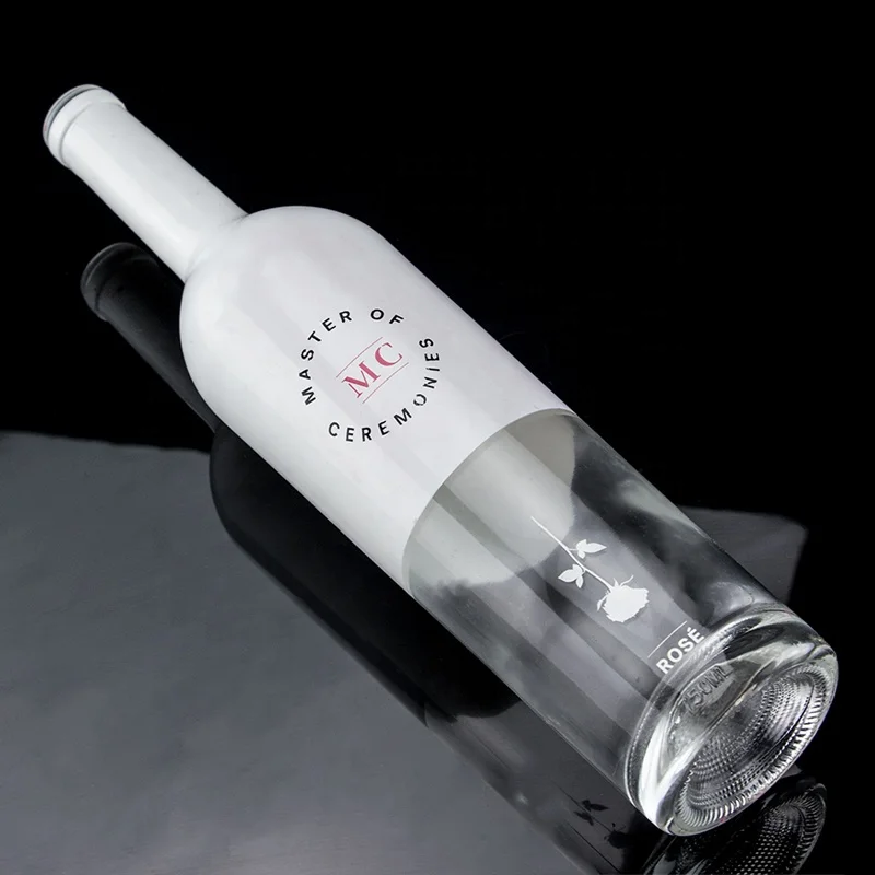Best Selling China Supplier 750ml White Spray Paint Whisky Vodka Empty Glass Bottle With Cork