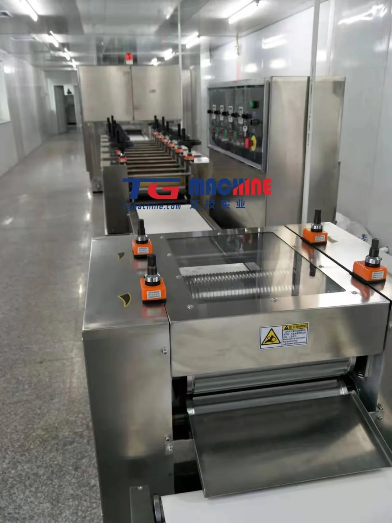Precision Controlled Bubble Gum and Chewing Gum Manufacturing Machine for Maximum Yield