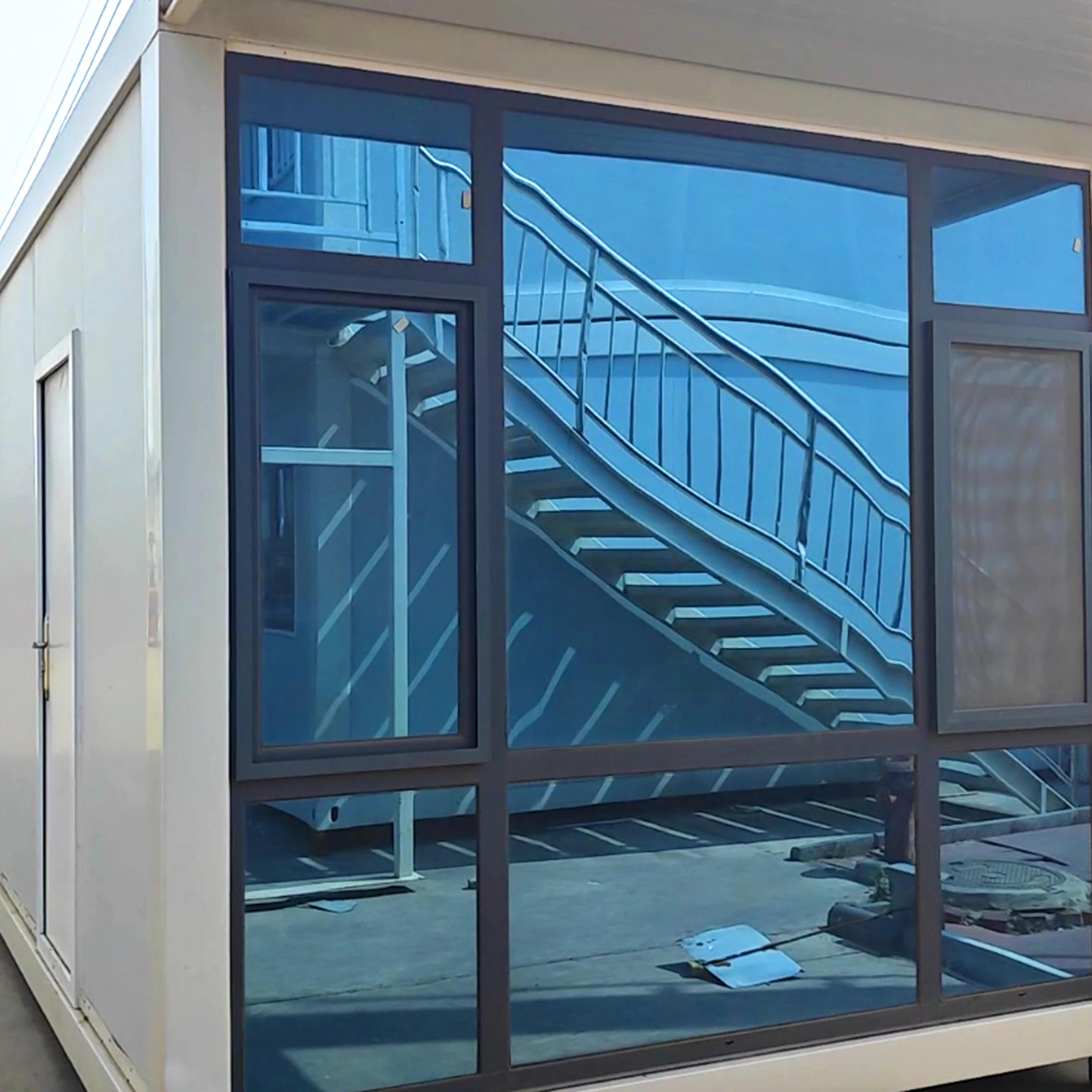 Waiyang Direct Factory Good Quality Easy to Install Modular Cabin 2 Story  Prefab Houses Flat Pack Container House