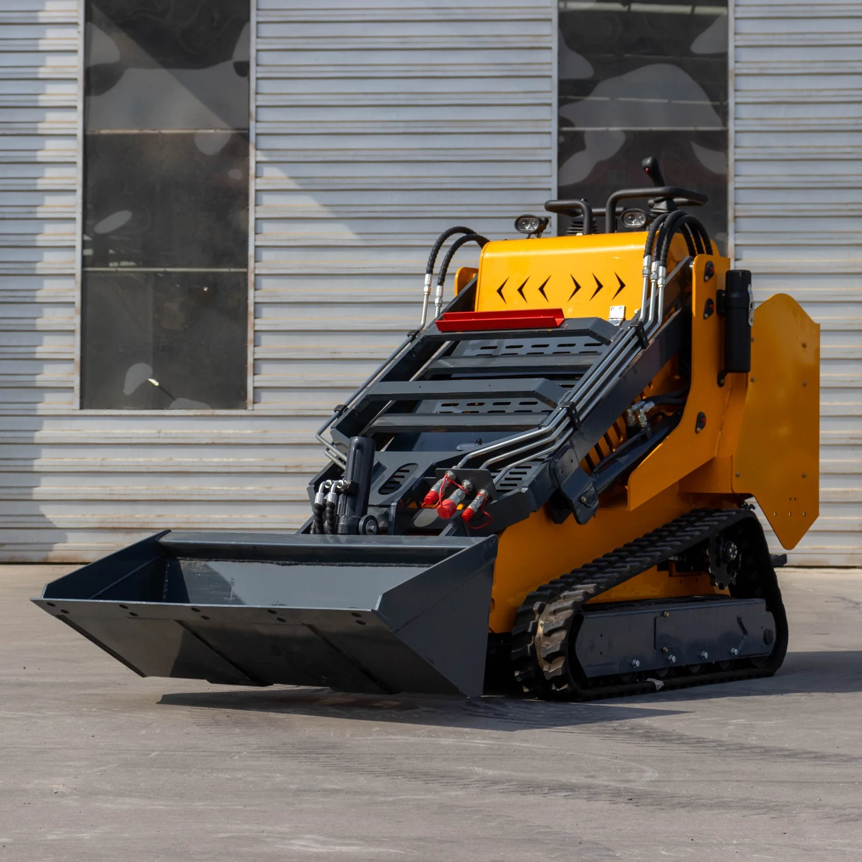 MK530 Multifunction Mini Skid Steer Loader With Bucket Crawler Skid Steer Loader