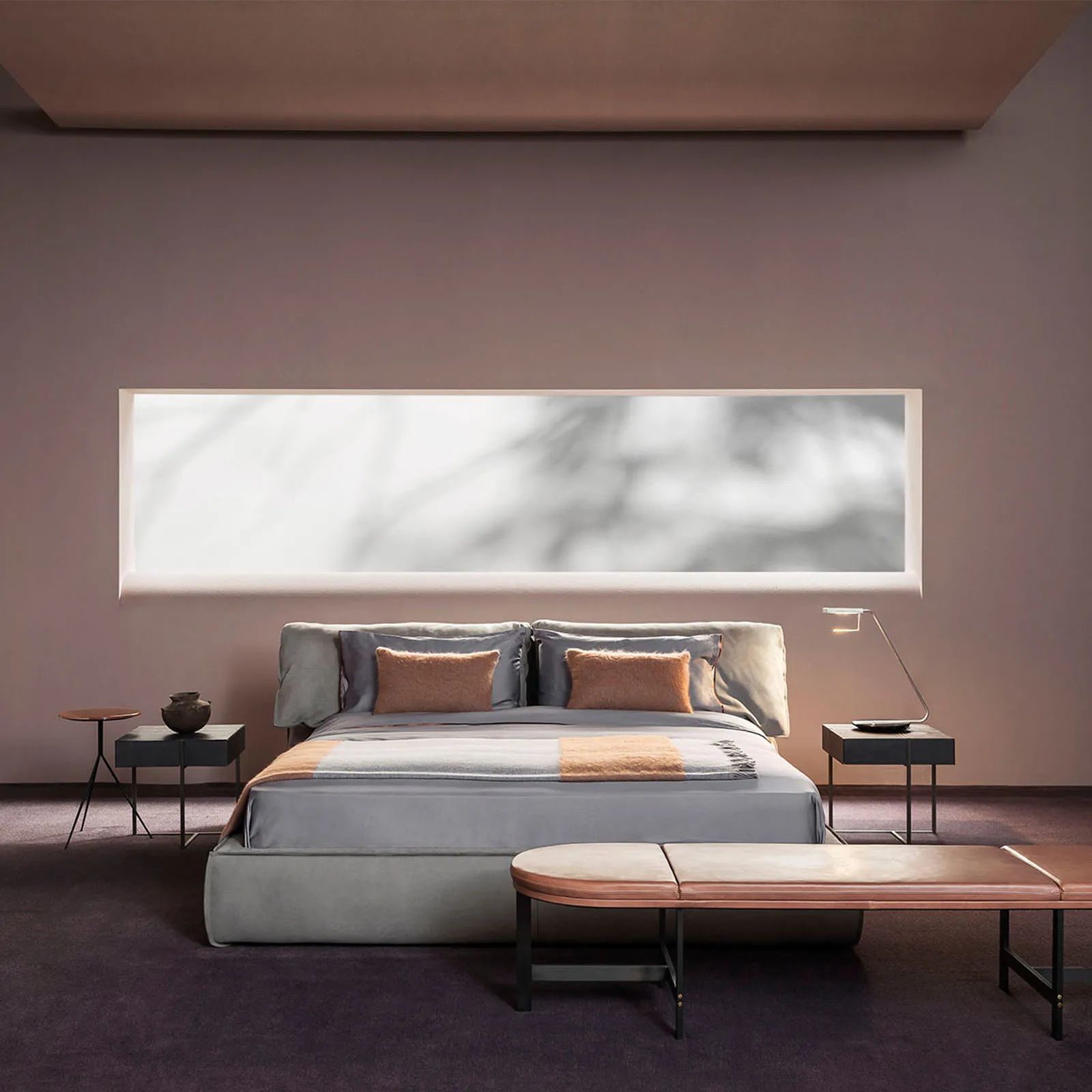 Italian minimalist designer upholstered bed master double bed Italian light luxury fabric bed