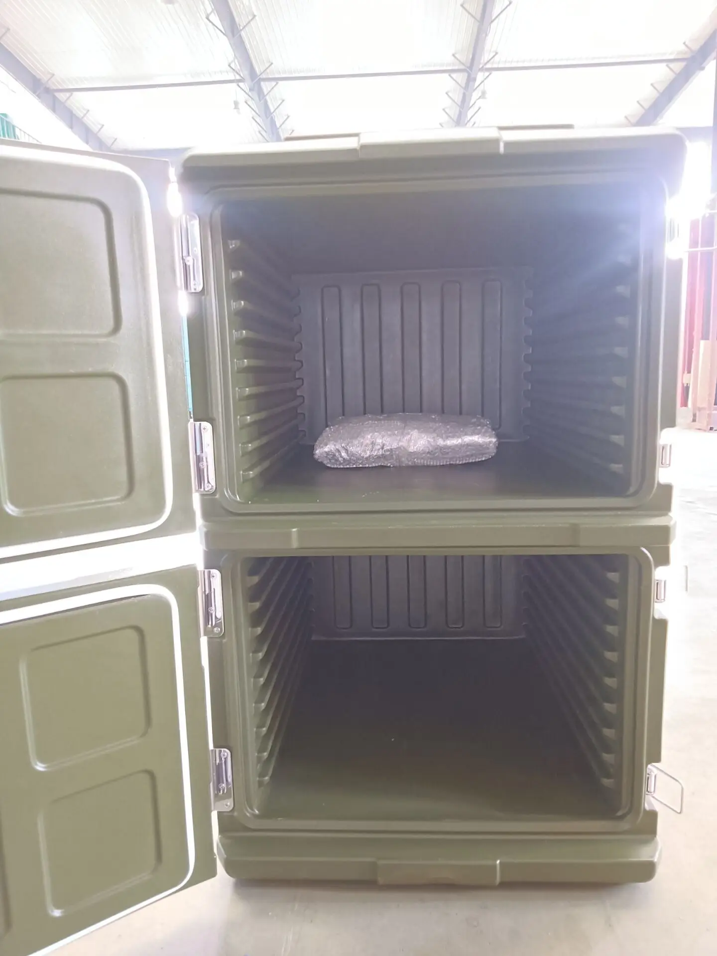 Heavy Duty 300L front loading Gastronorm food transport Thermobox