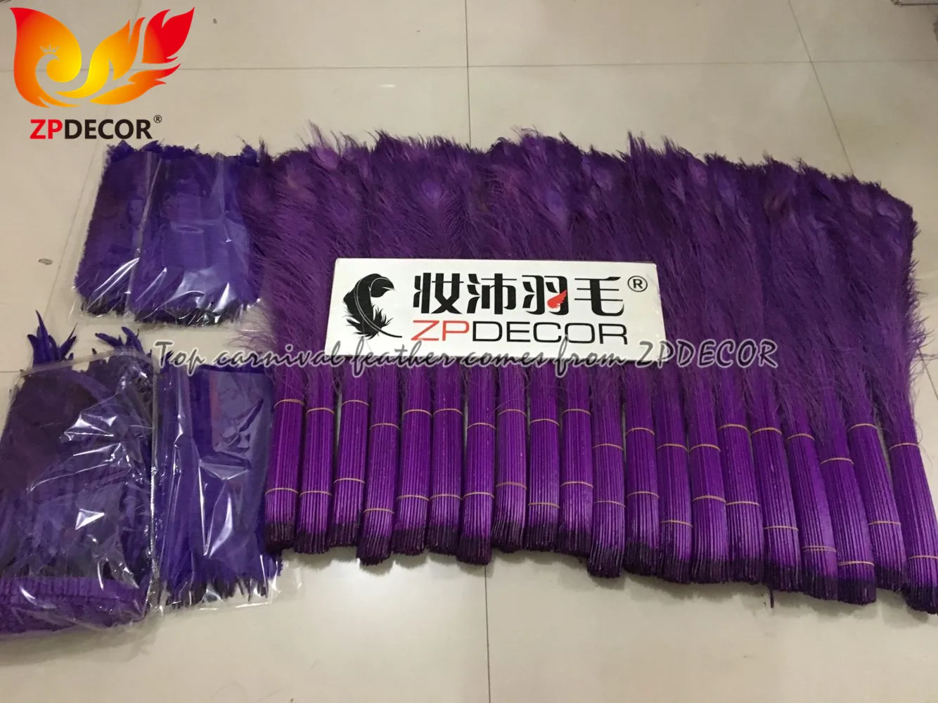 Real Shipping Picture from ZPDECOR Wholesale Bleached Dyed Purple Long Peacock Tail Feathers for Samba Carnival Costume