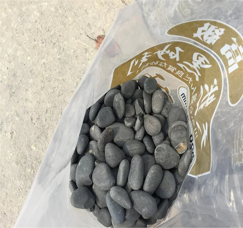 Черный мексиканский пляжный камень для ландшафтного дизайна