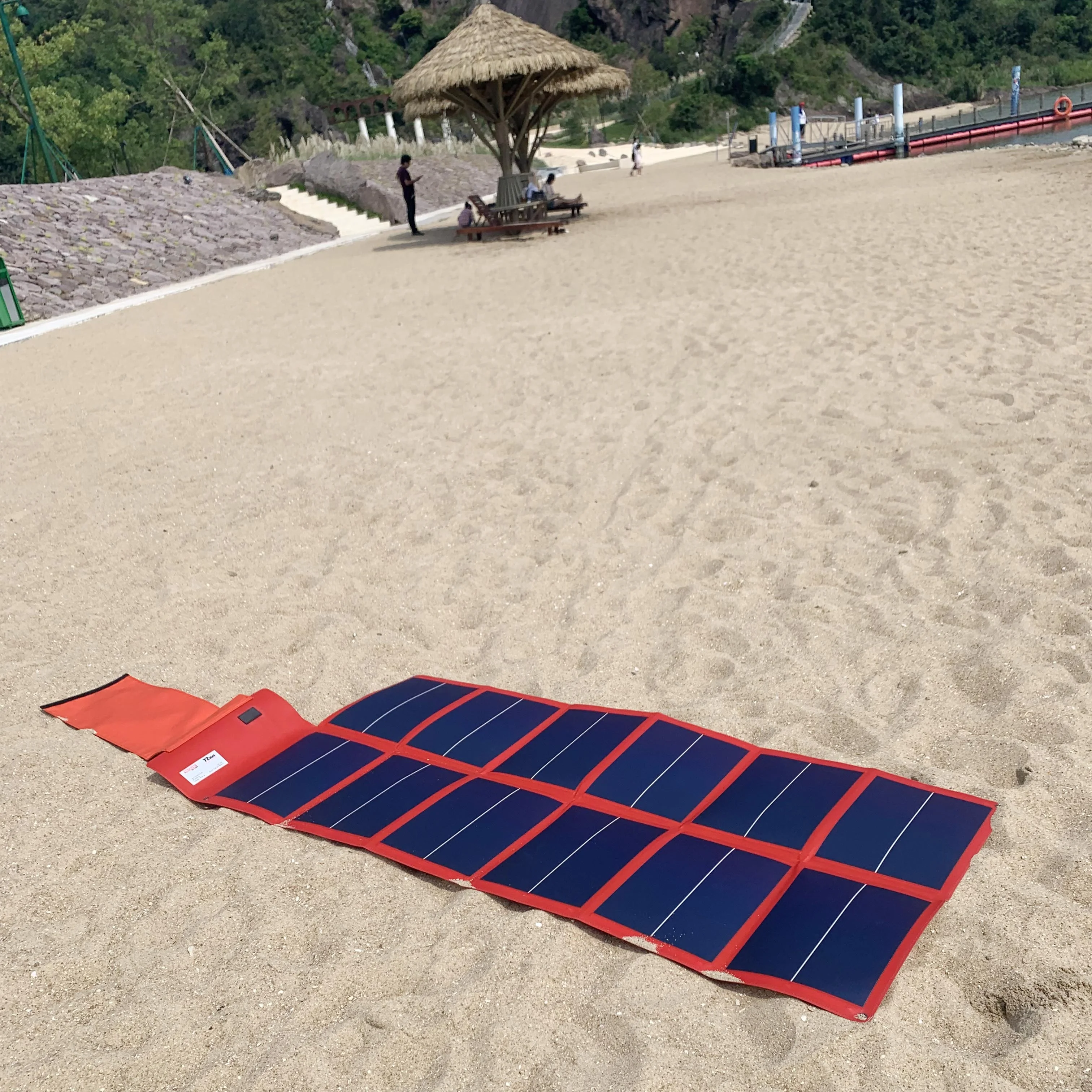 Flexible Folding Red 75W Solar Cell Charger, Solar Battery Charger For Battery Power Banks, Tablet Ipad, Laptops