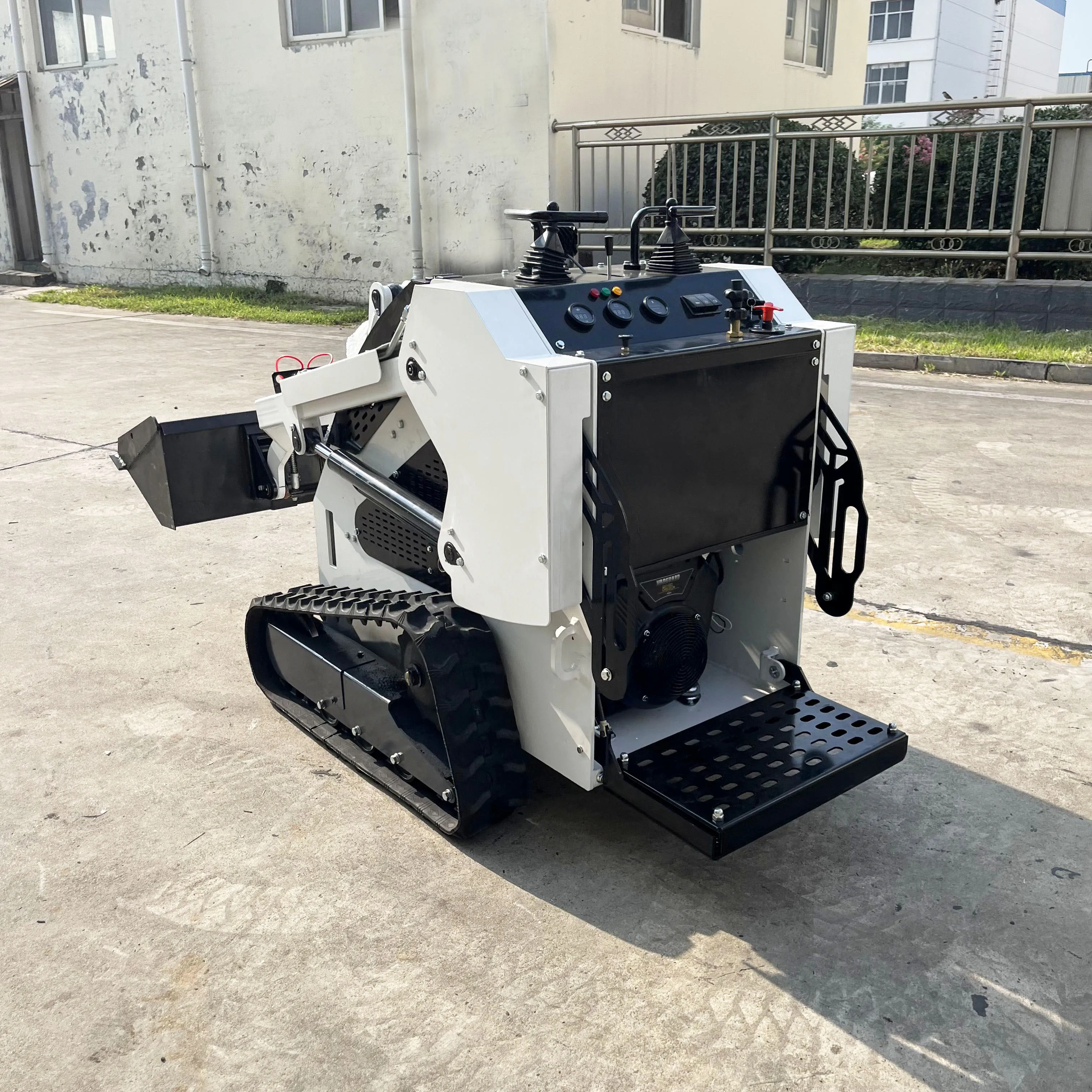 loader 500kg 600 kg 1ton skid steer loader for home use Bulldozers Filler Rippers Forks Snow blower Agitator Trailer Hammer