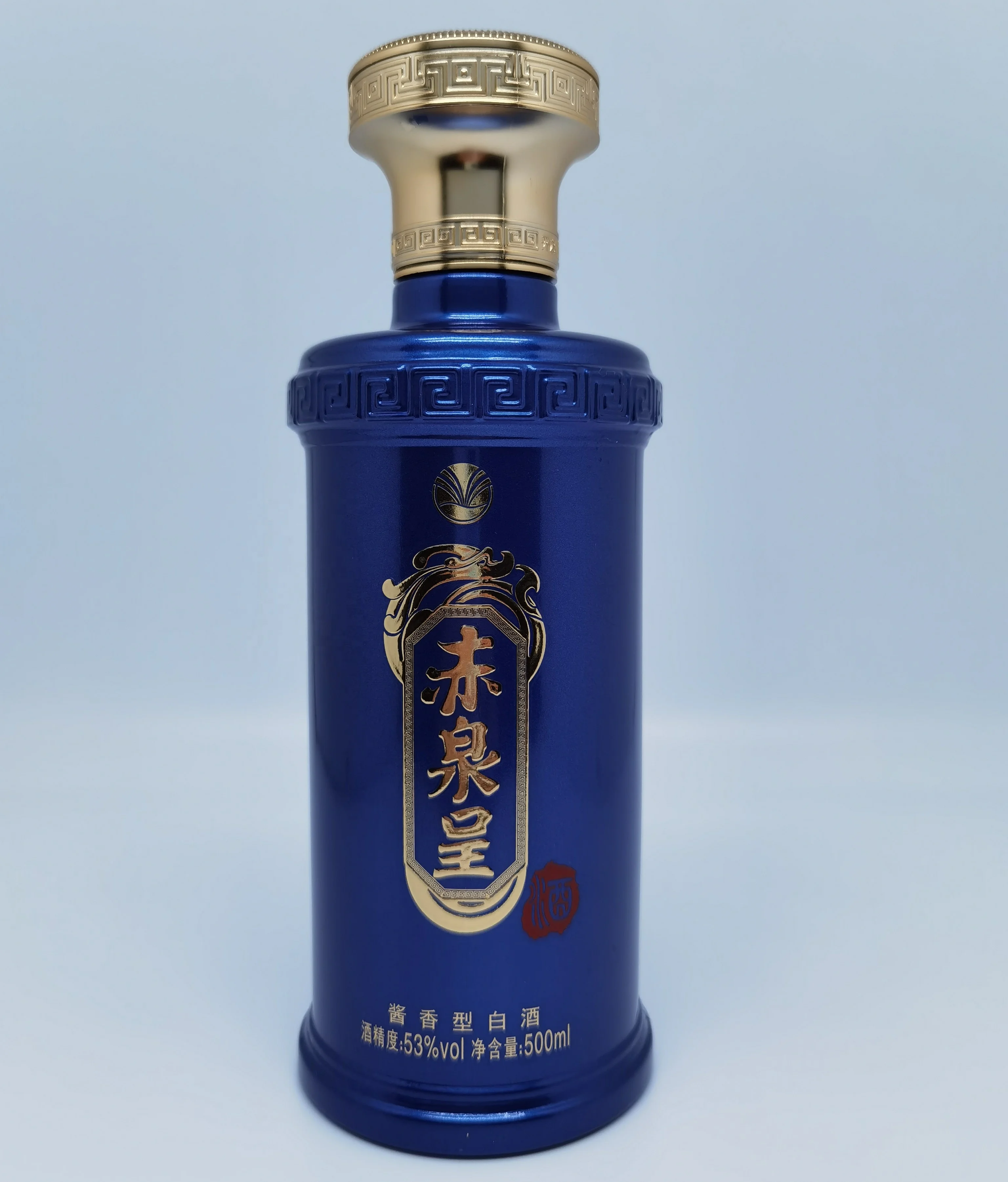 
Chiquanchen white wine, Guizhou sauce-flavored wine, the first choice for Chinese dining wine. 