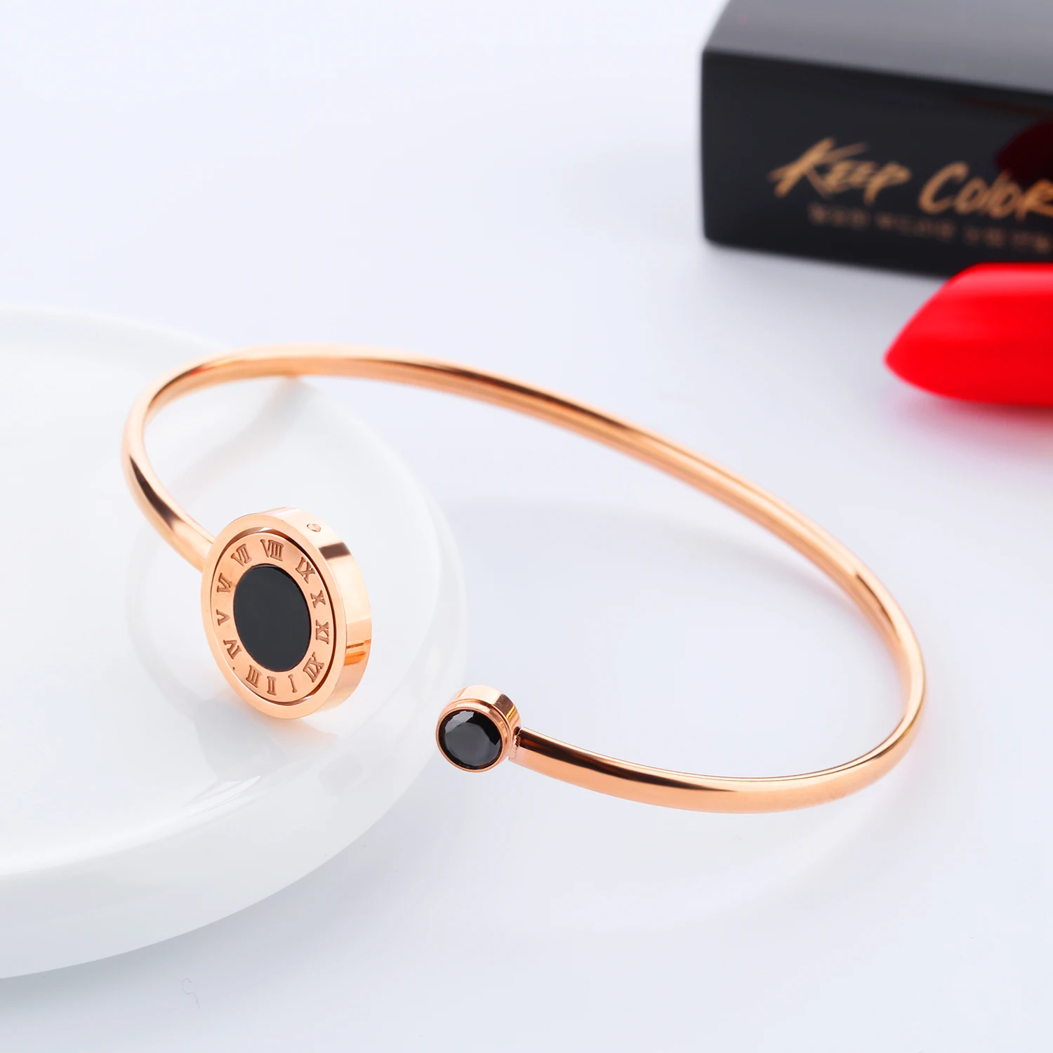 Hot Selling Korean Jewelry Wholesale Roman Numerals Titanium Steel Bracelet Rose Gold-plated Pearl Oysters Open Bangle