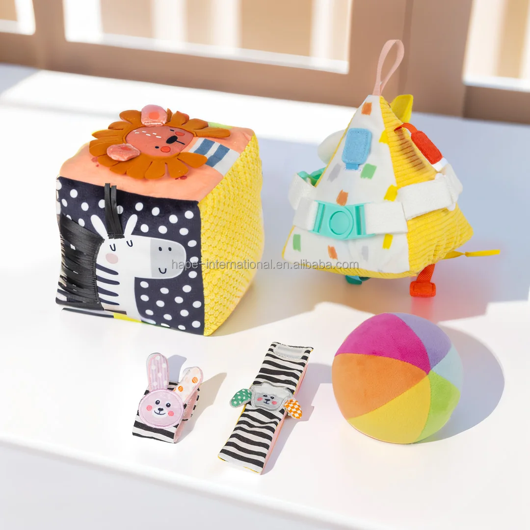 2024 Soft Babies Present Gift Cotton Finder Montessori  Infant Newborn Toy Stuffed Rattle Baby Foot Socks for Newborn With bell