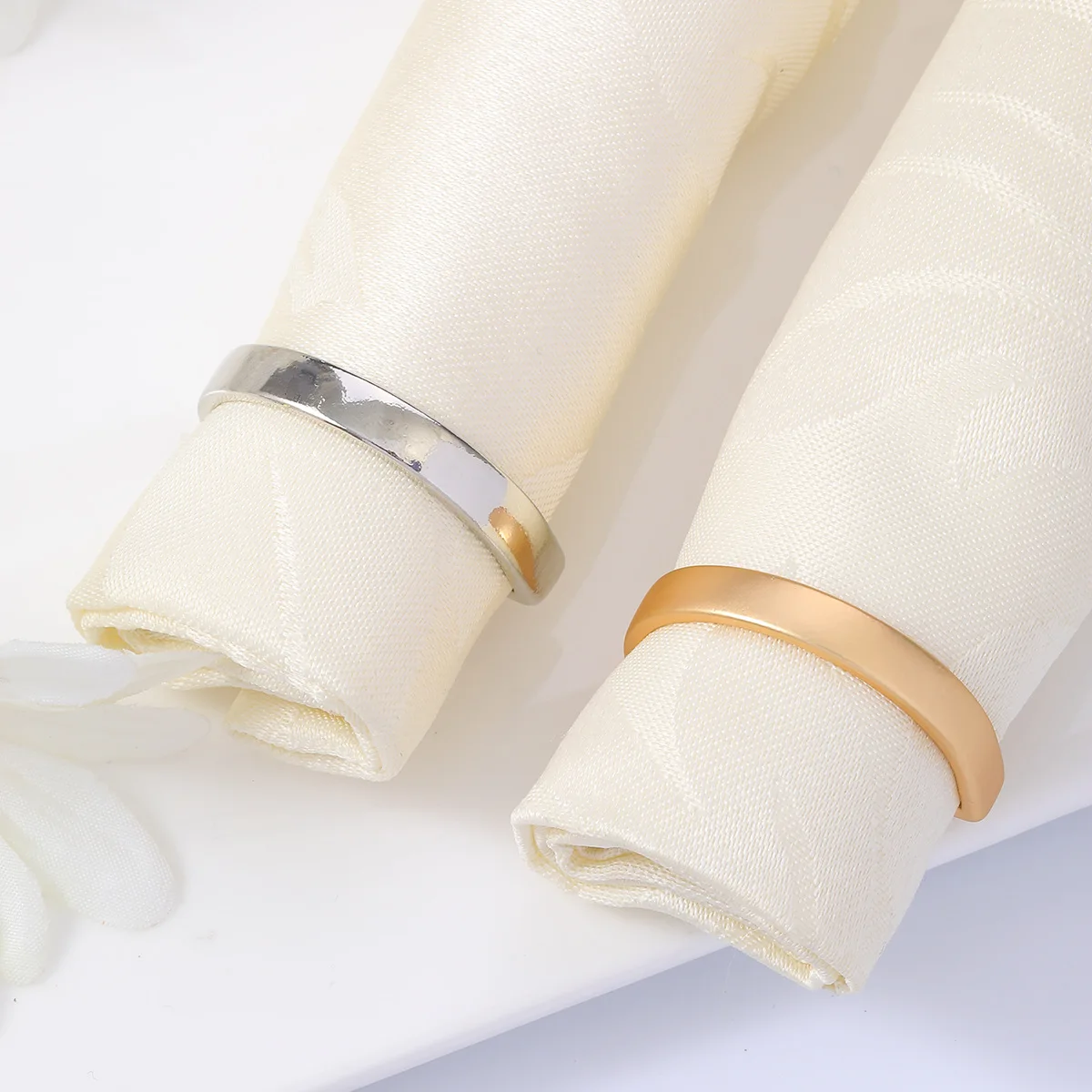 wholesale party metal table napkin rings luxury rings for napkin table decoration gold napkin rings
