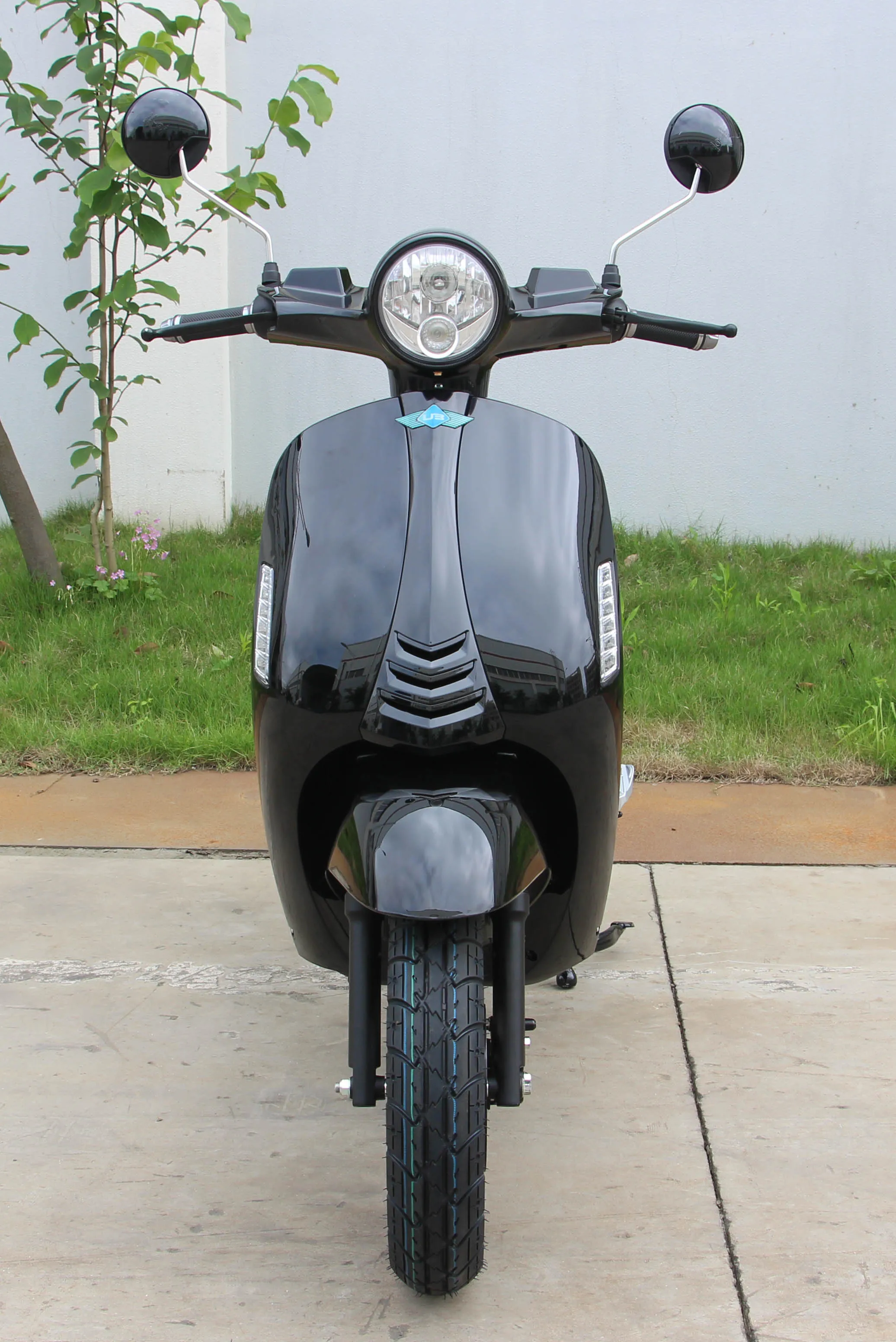 EEC China Electric Moped 1500w 60v 20ah Lithium Battery E Motorcycle Electric