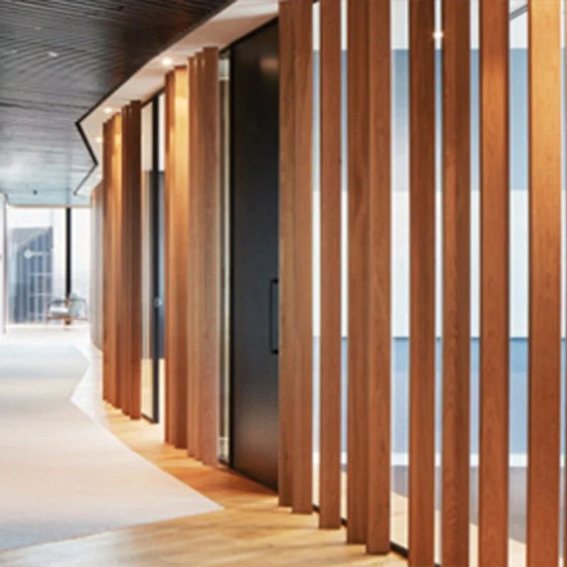 Capped Wood Grain Pattern Indoor Decorative WPC Timber Tubes