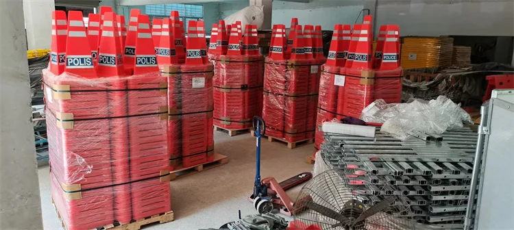 Highway Traffic Cone Road Cone PVC Safety Cone Traffic Equipment