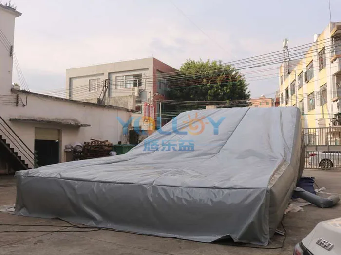 Inflatable jump freestyle ramp airbag for bike  ski snowboard lander