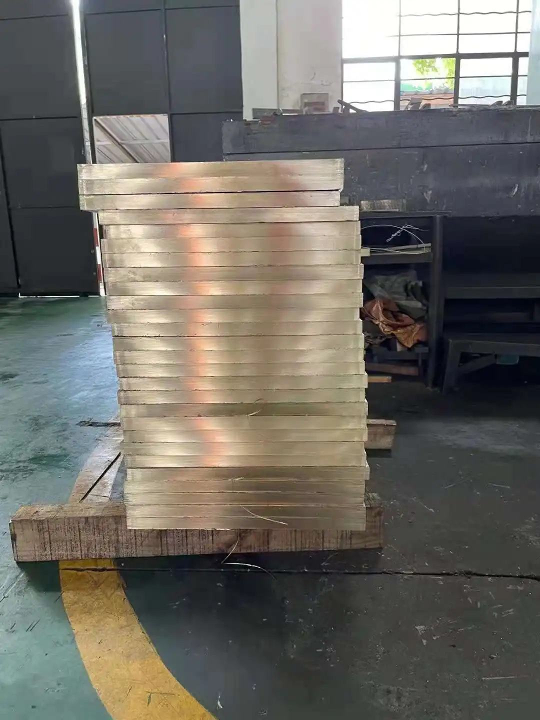China Fabricate JIS CAC402(BC2) Plates Sheets Casting Tin Bronze Plate Tin Bronze Alloy Sheet Pressure And Wear Resistance