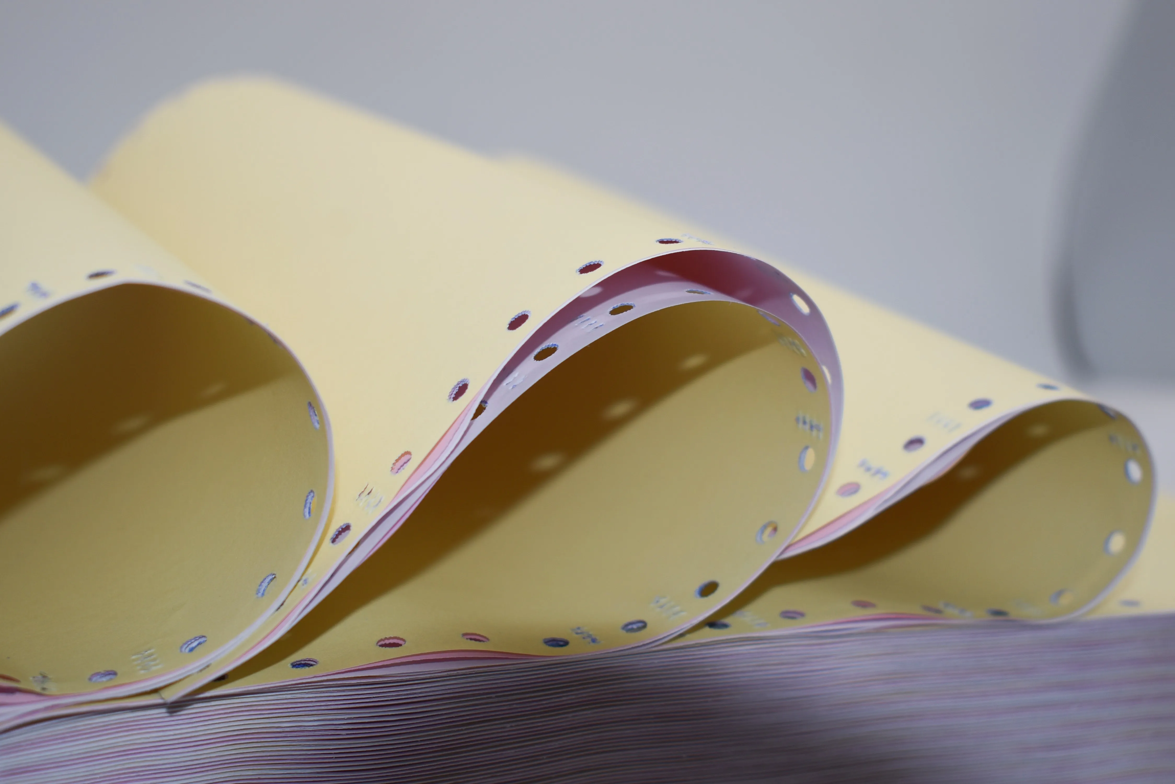 Factory Price High Quality  NCR Bill Paper Carbonless Continuous Computer Printing  for bank office Paper