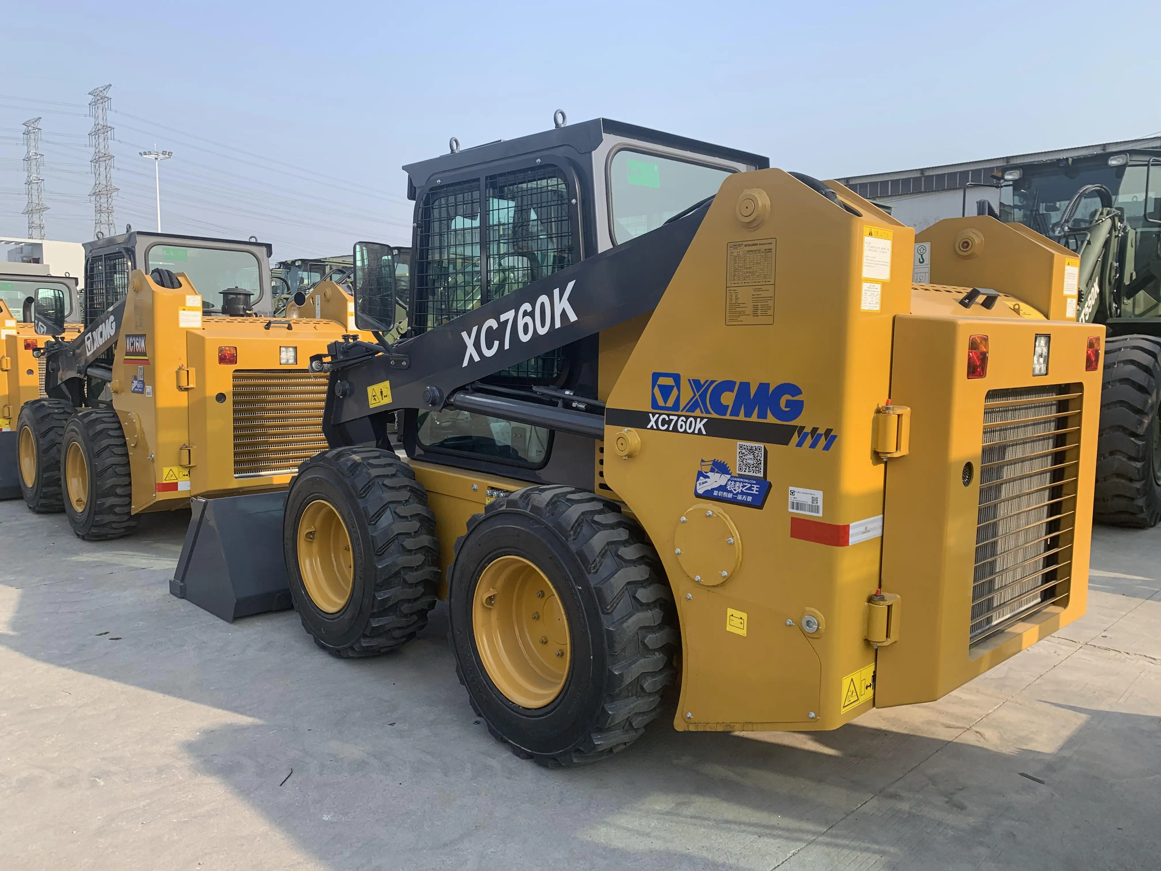 XCMG официальный подержанный колесный погрузчик XC760K Подержанный 1 тонный мини-погрузчик для продажи