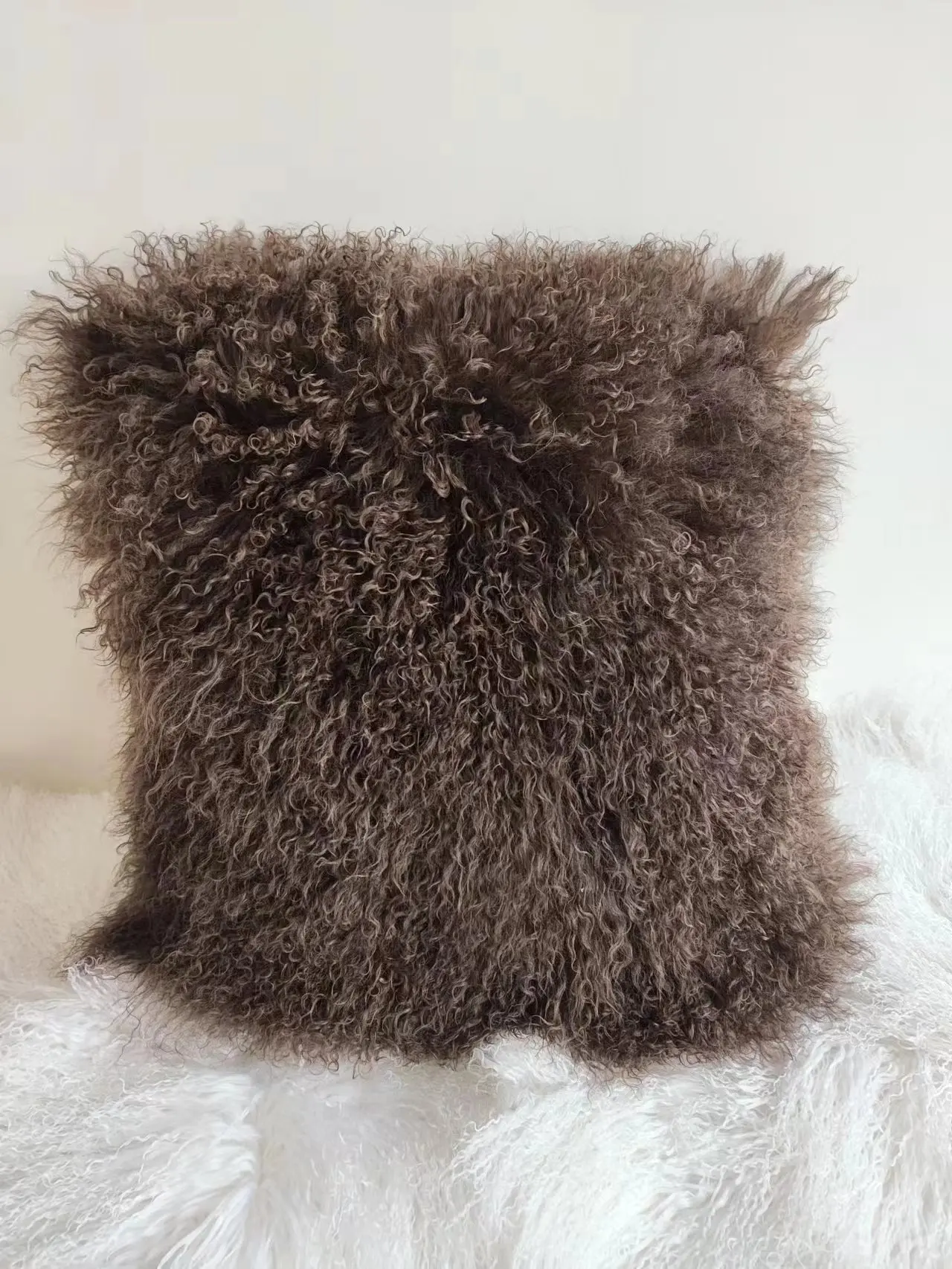 High Quality Customize Size  Real Long Curly Mongolian Lamb Fur Cushion Pillow Cover 45 CM 50 CM